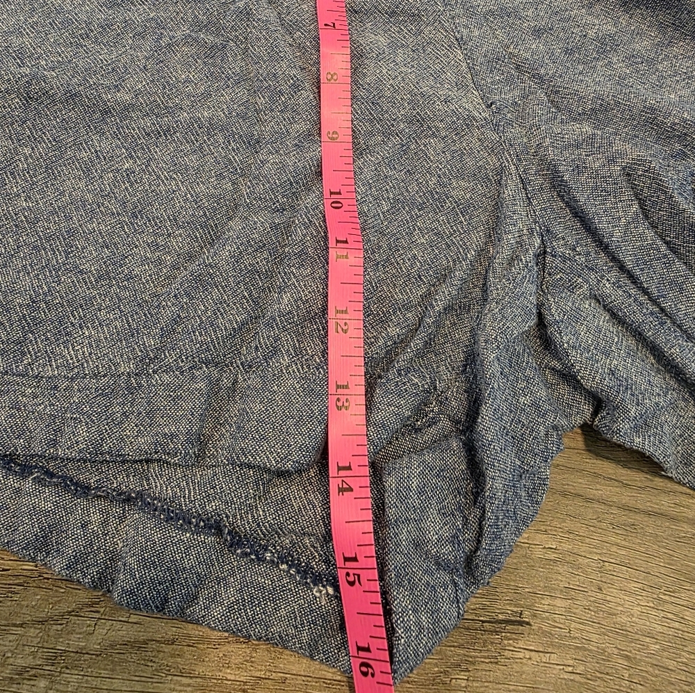 Old Navy Linen Shorts - Picture 5 of 12